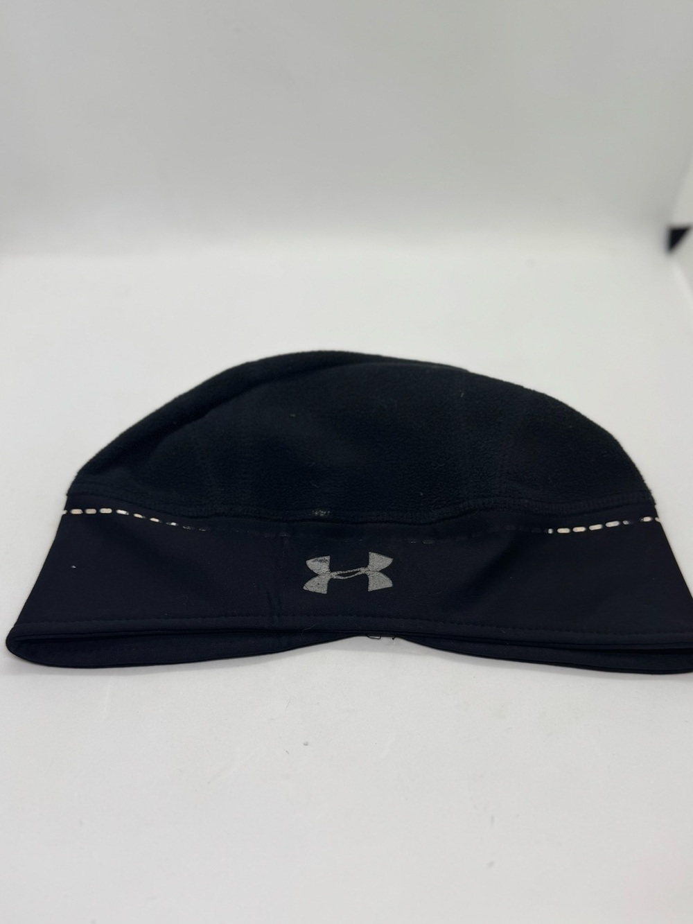 Under Armour Black Running Skull Cap Reflective Stretch Beanie Size Large
